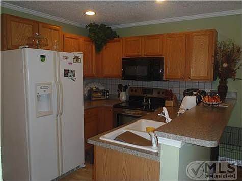 3rd image of 6956 Mill Brook Pl