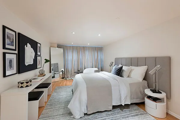 Sold by Nest Seekers International | media 36