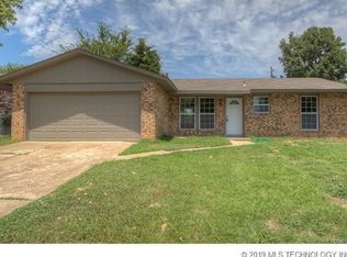 128 W Vicksburg St, Broken Arrow, OK 74011