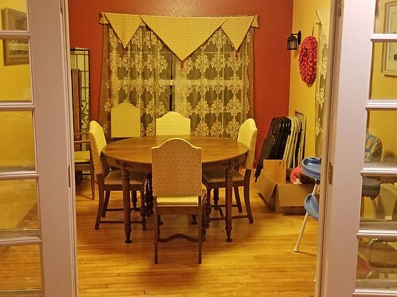 4th image of 212170 Drake Ave