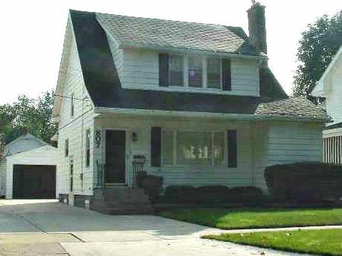 807 S. Grinnell