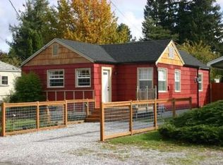 3014 Walnut St, Bellingham, WA 98225