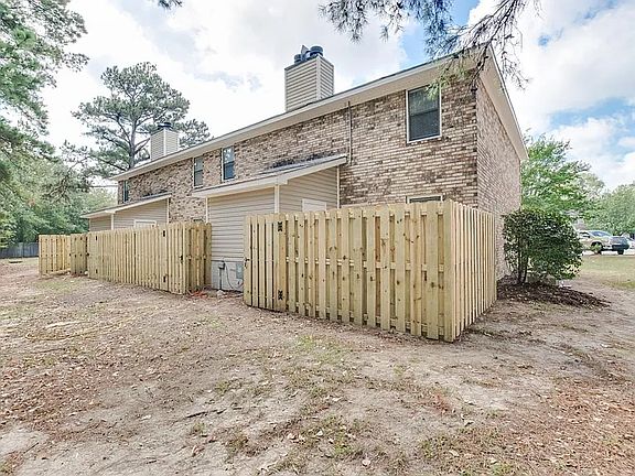 2nd image of 141 Petersburg Cir #14a2b2479
