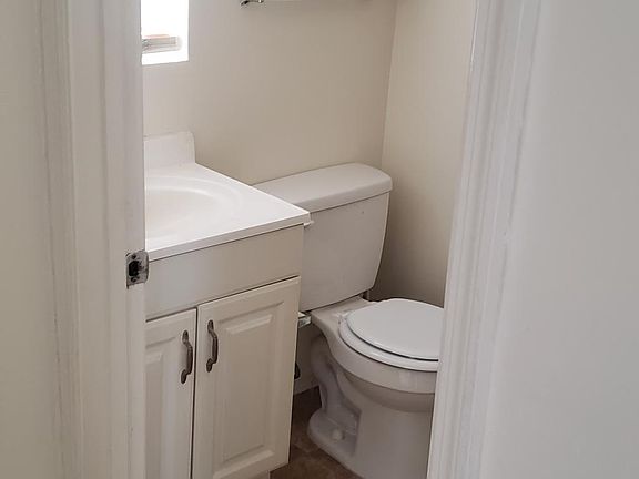 3rd image of 2545 5th Ave S #1/2