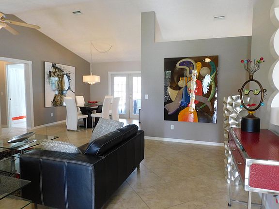 4th image of 1101 SW Alcantarra Boulevard