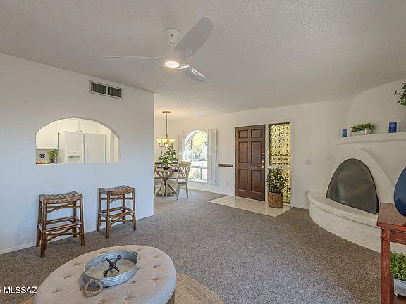 3rd image of 636 W Yaqui Dr