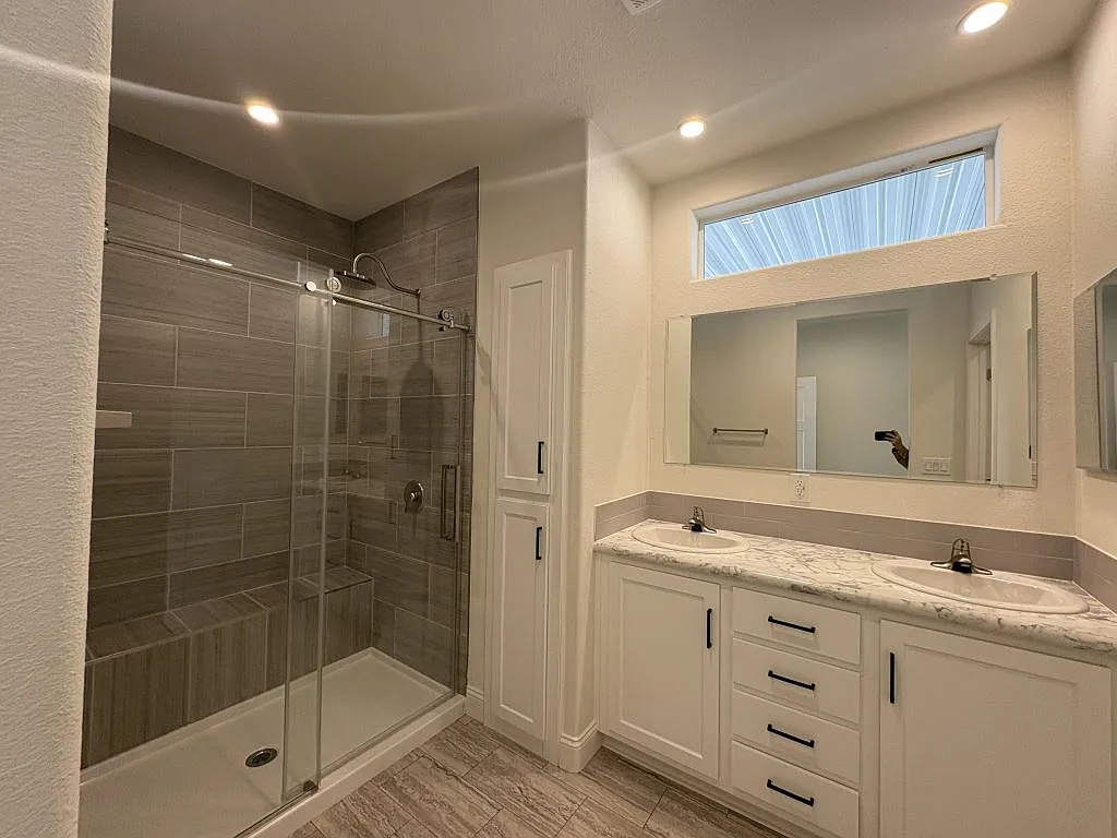 2 bed, 2.0 bath, 1634 sqft, $1,499 — Photo 3