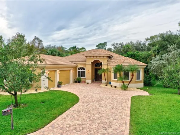 8300 SW Cattleya Dr, Stuart, FL 34997