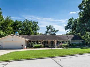 3820 Brentwood Dr, Des Moines, IA 50312