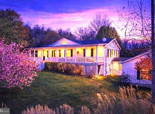 1049 Laurel Grove Rd, Winchester, VA 22602