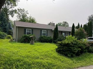 3825 Fieldview Ave, West Bloomfield, MI