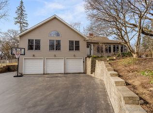 1N710 Indian Knoll Rd, West Chicago, IL 60185