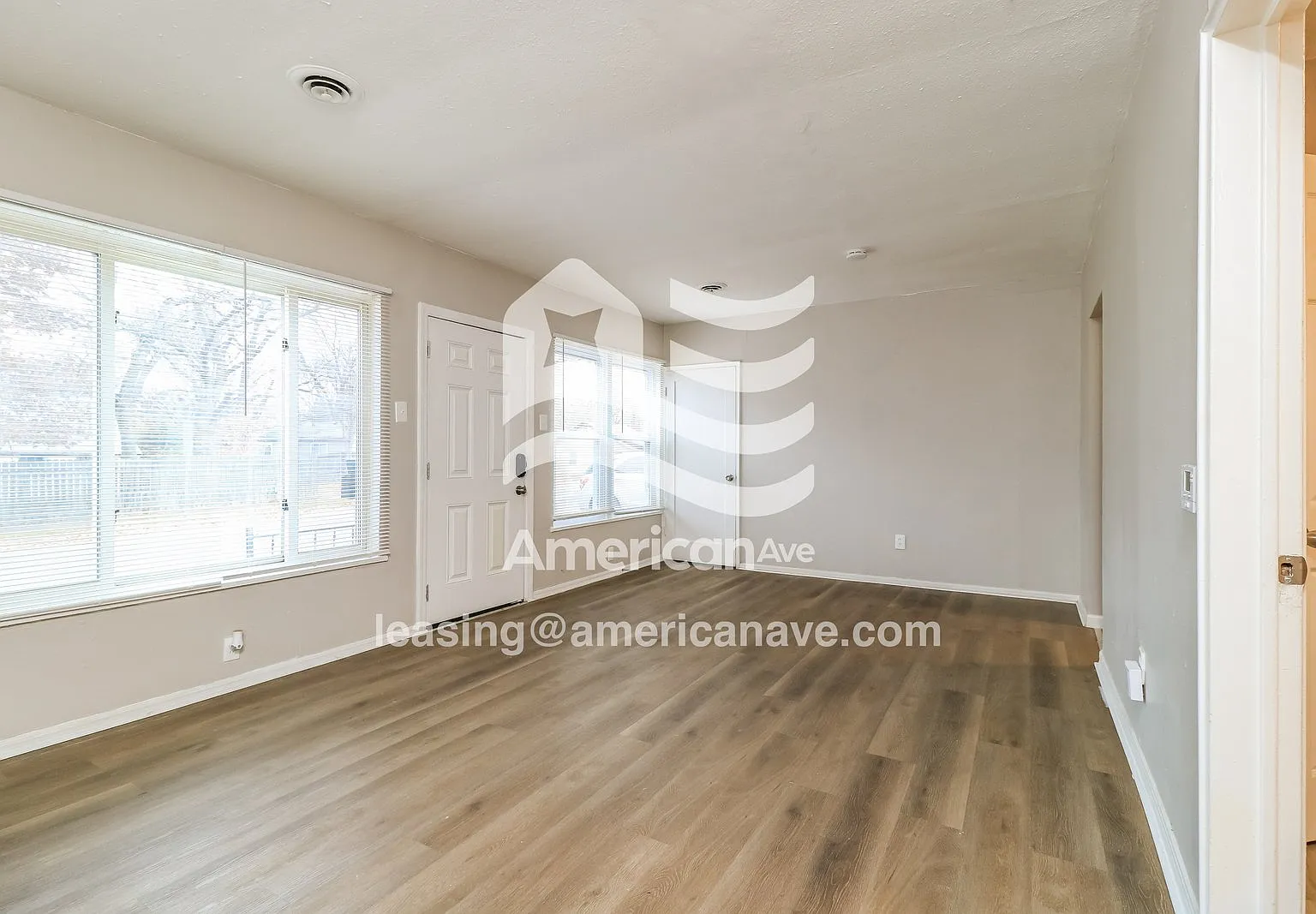 2 bed, 1.0 bath, 872 sqft, $1,097 — Photo 4