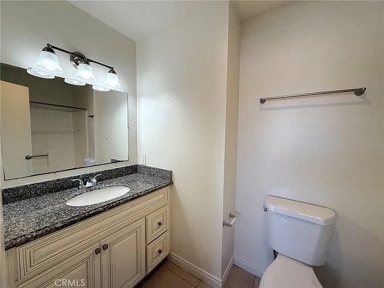 1212 Gladys Ave #303 — Photo 13