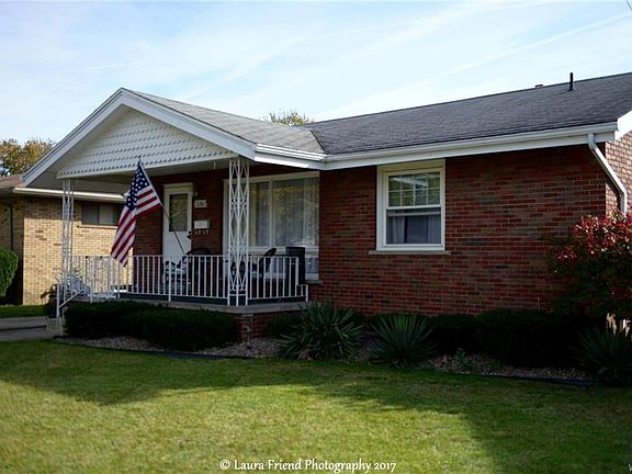 2nd image of 3261 Seneca Ave