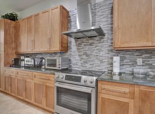 6253 NW 23rd Rd, Boca Raton, FL 33434