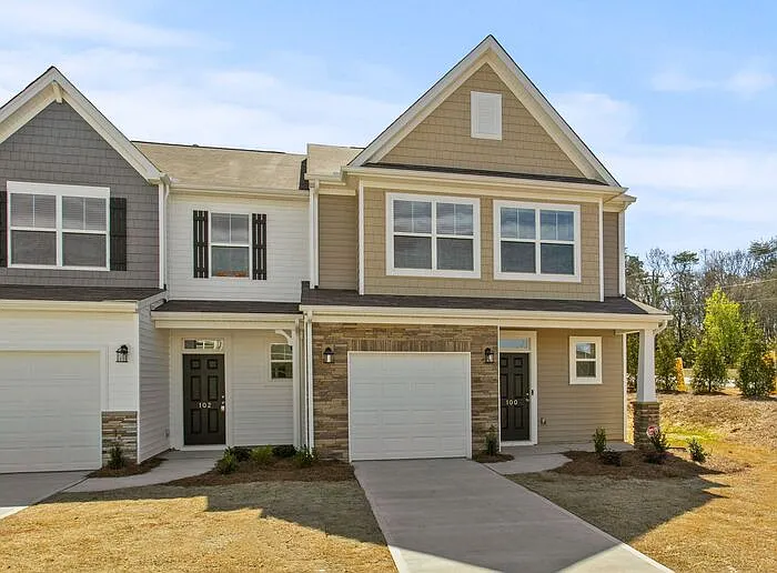 3 bed, 2.5 bath, 1748 sqft, $1,855 — Photo 3