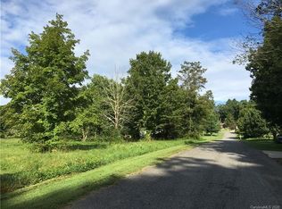 10 Cane Creek Cir #32, Fairview, NC 28730