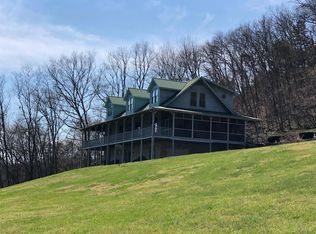 1255 Honey Prong Rd, Hartsville, TN 37074