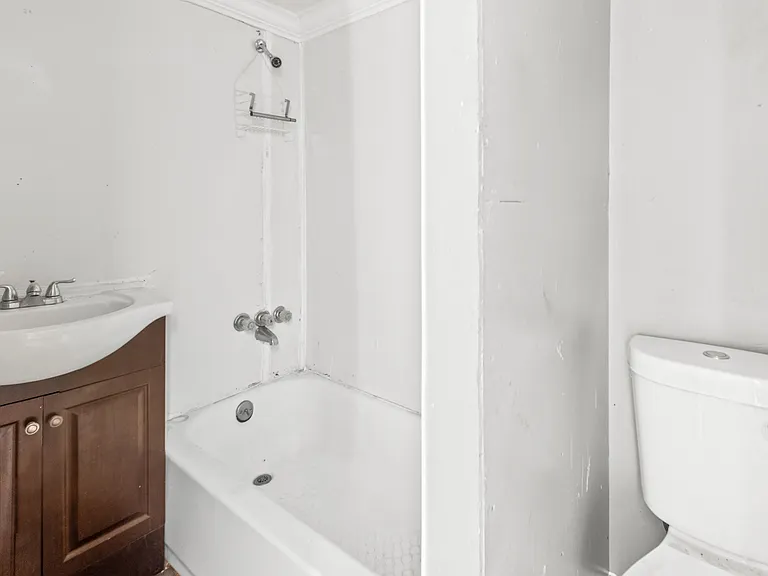 2318 Saxon St #A/B — Photo 36