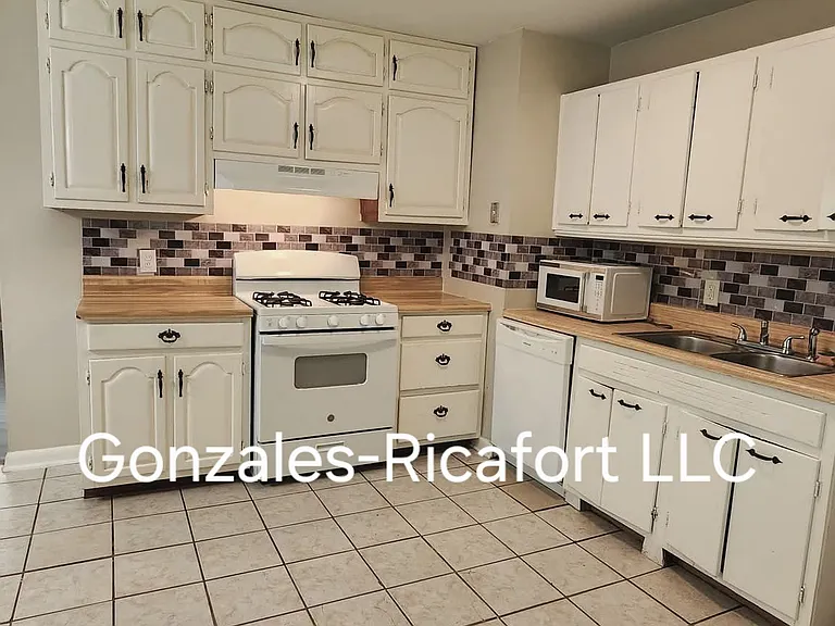 4107 Latimer Ln — Photo 15