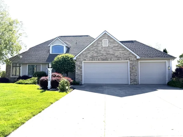 11128 Rockaway Dr, Fort Wayne, IN 46845