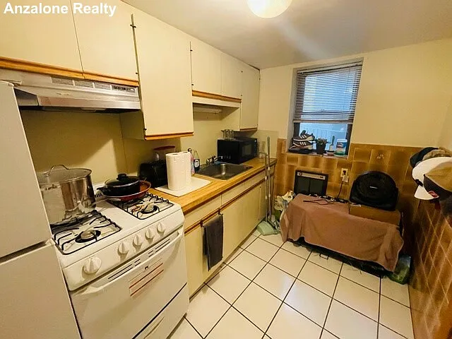 67 Salem St #5 — Photo 5