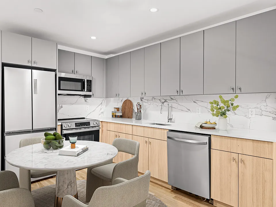 1233 Eastern Pkwy #4E