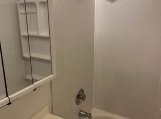 1865 Badger St #4, Green Bay, WI 54303