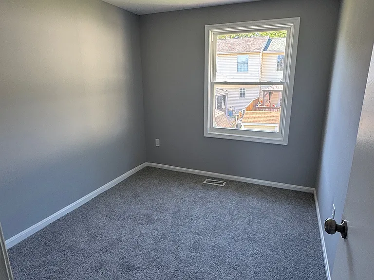 146 Marine Oaks Dr — Photo 8