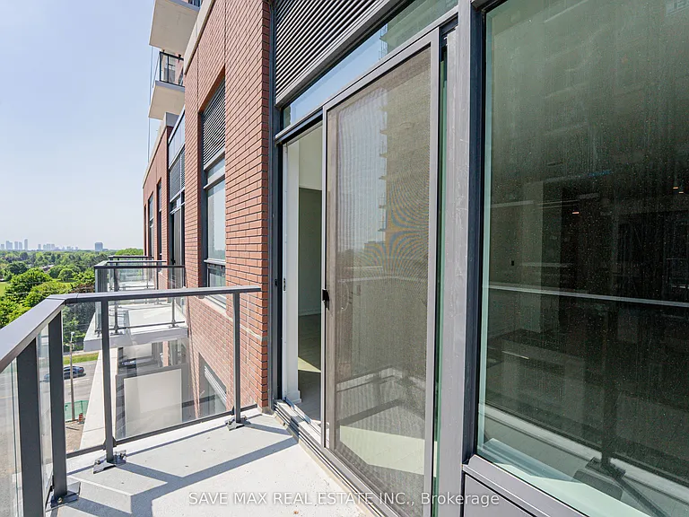 4010 Eglinton Ave W #615 — Photo 23