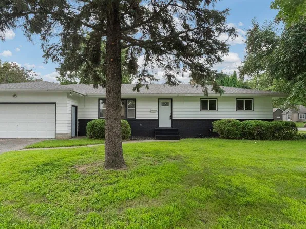 117 W Lockerbie St, Litchfield, MN 55355