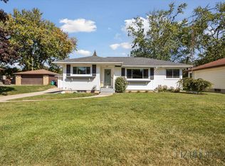 4131 Pineview St SW, Grandville, MI 49418