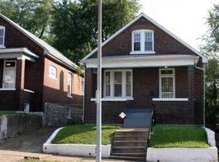 4462 Floriss Pl, Saint Louis, MO 63115