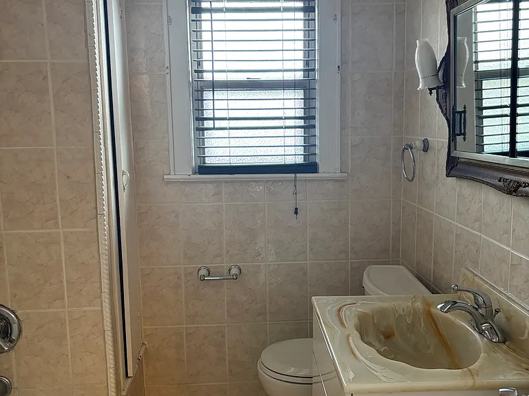 285 Westminster Pl #2 — Photo 6