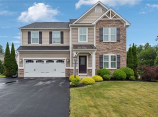 509 Saddle Ridge Dr, Irwin, PA 15642