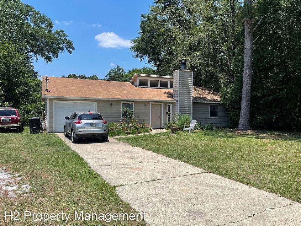 1st image of 2772 Sandalwood Dr S