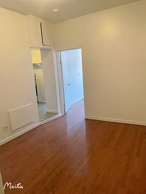 Rented by Century 21 New Golden Age Realty | media 2