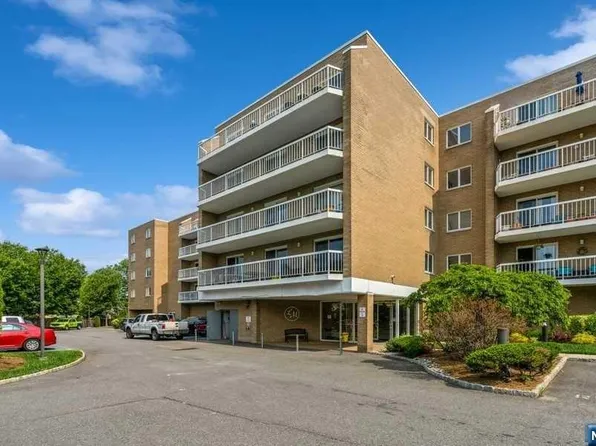 38 Moonachie Rd APT 106, Hackensack, NJ 07601