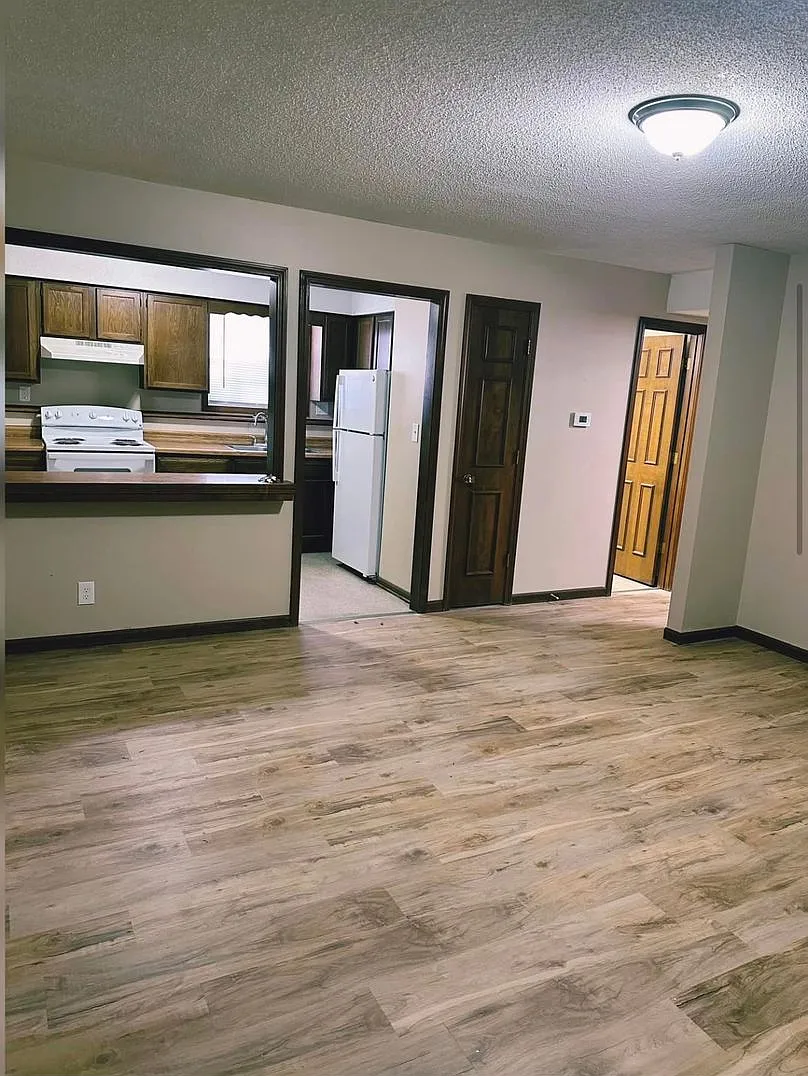 Brickstone — Photo 1