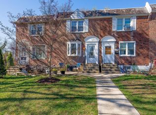 437 Park Dr, Glenolden, PA