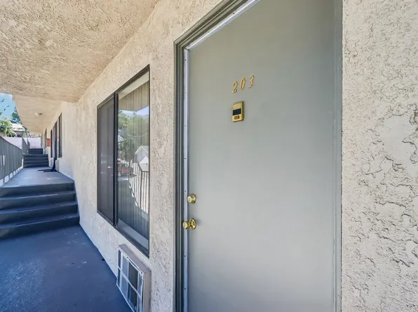 10210 Mountair Ave., Tujunga