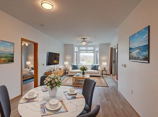 301 Harbour Town Dr APT 208, Madison, WI 53717