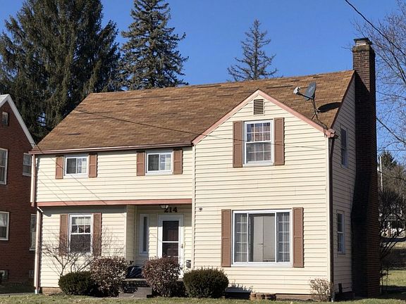 3rd image of 214 Maywood Dr