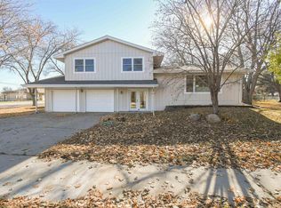 5301 W 32nd St, Sioux Falls, SD 57106