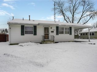 517 Maplecrest Dr, Troy, OH 45373