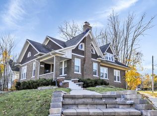 551 South St, Elgin, IL