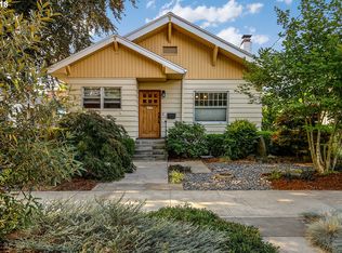 6836 NE Stanton St, Portland, OR 97213