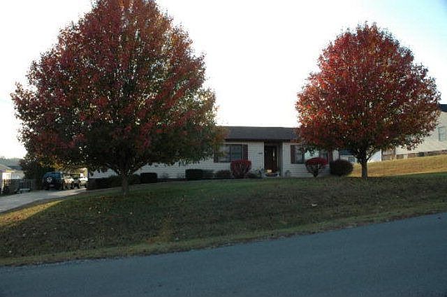1st image of 21684 Lakeshore Dr