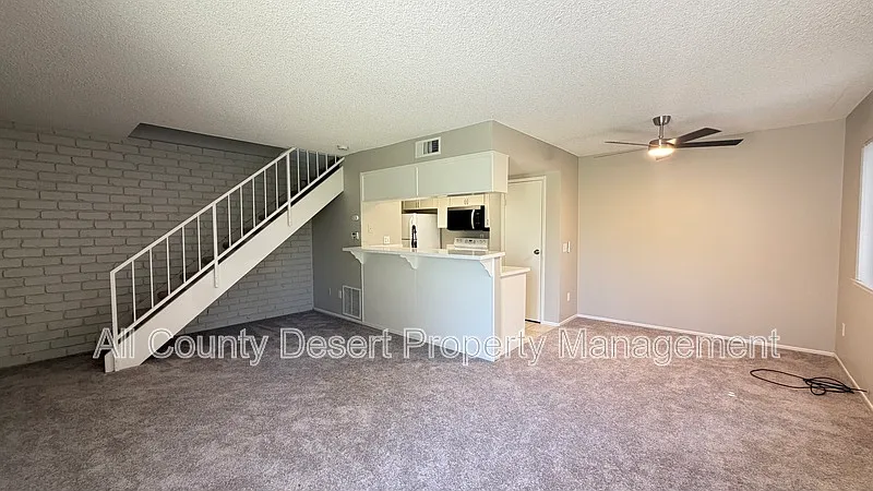 2 bed, 1.0 bath, 840 sqft, $2,095 — Photo 3